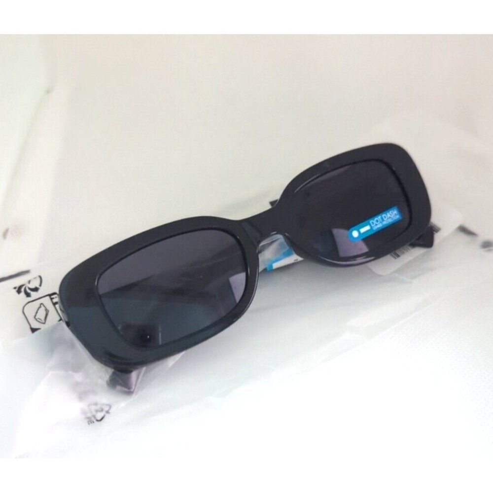 Dot‎ Dash Code Sunglasses - Black/Black
